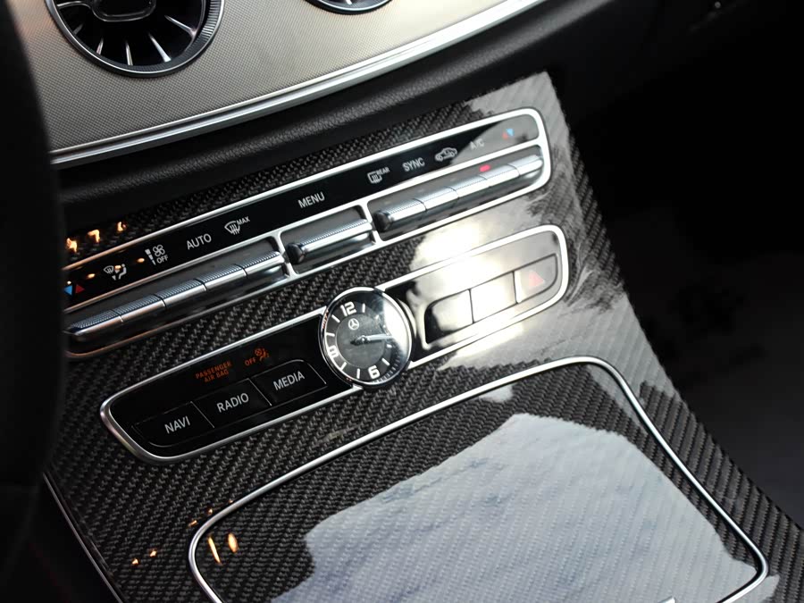 Mercedes-Benz E AMG 2020 صورة سيارة #7