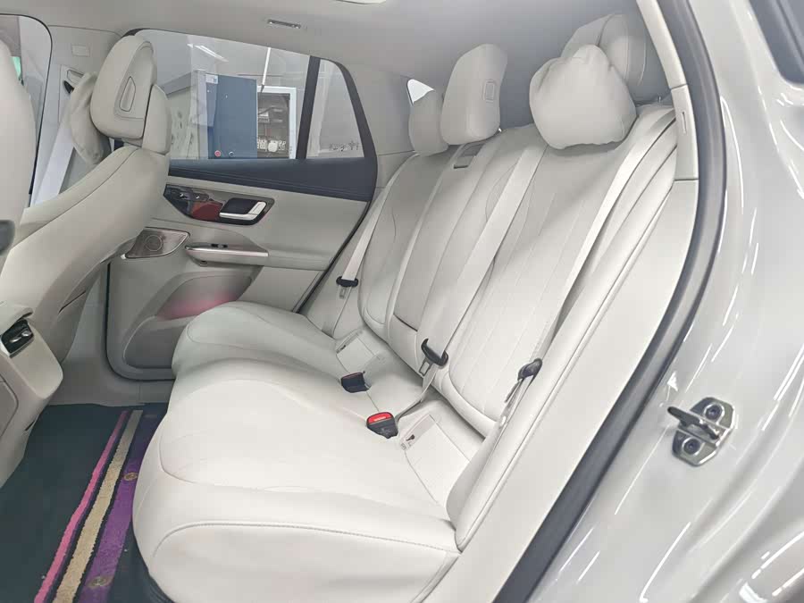 Mercedes-Benz EQE SUV 2025 car image #7