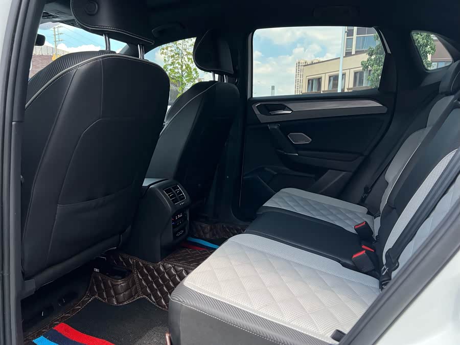 Volkswagen Tayron X 2023 car image #7