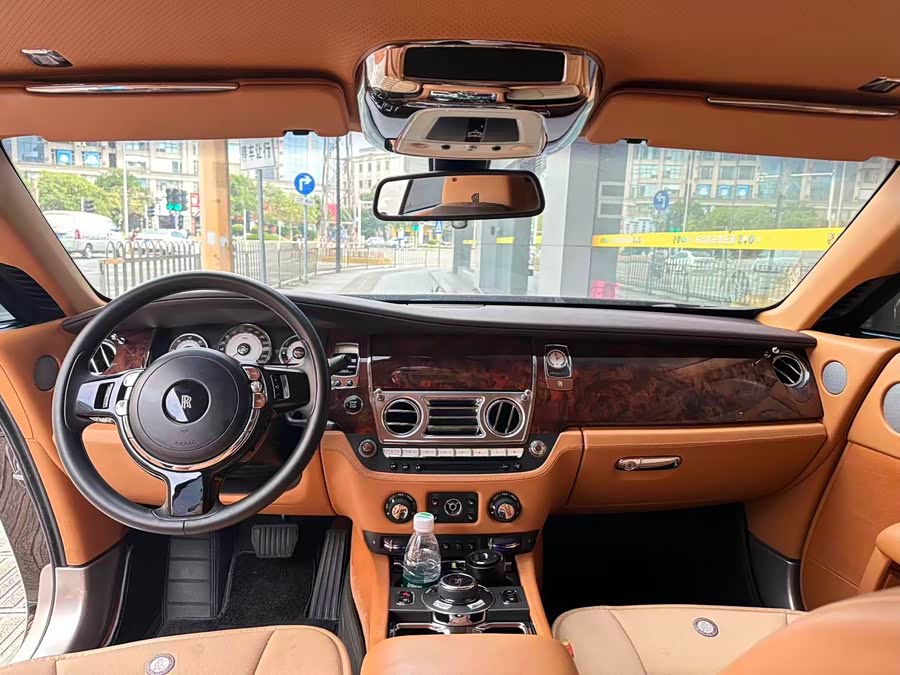 劳斯莱斯 魅影 2015 汽车图片 #7