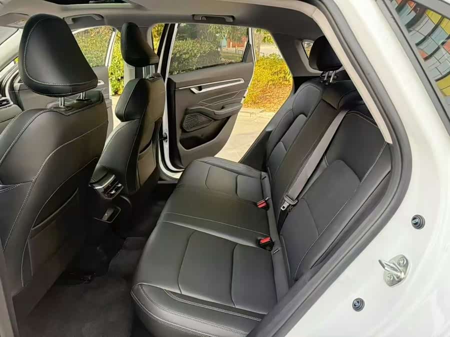 GEELY Emgrand 2022 car image #7
