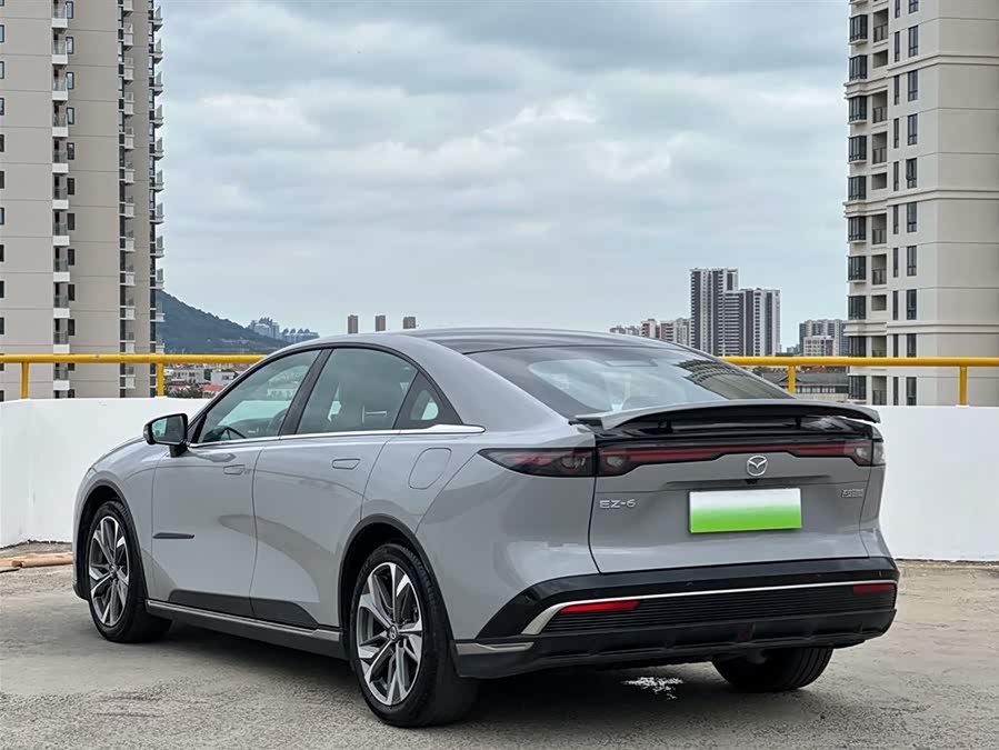 Mazda EZ-6 2024 صورة سيارة #7