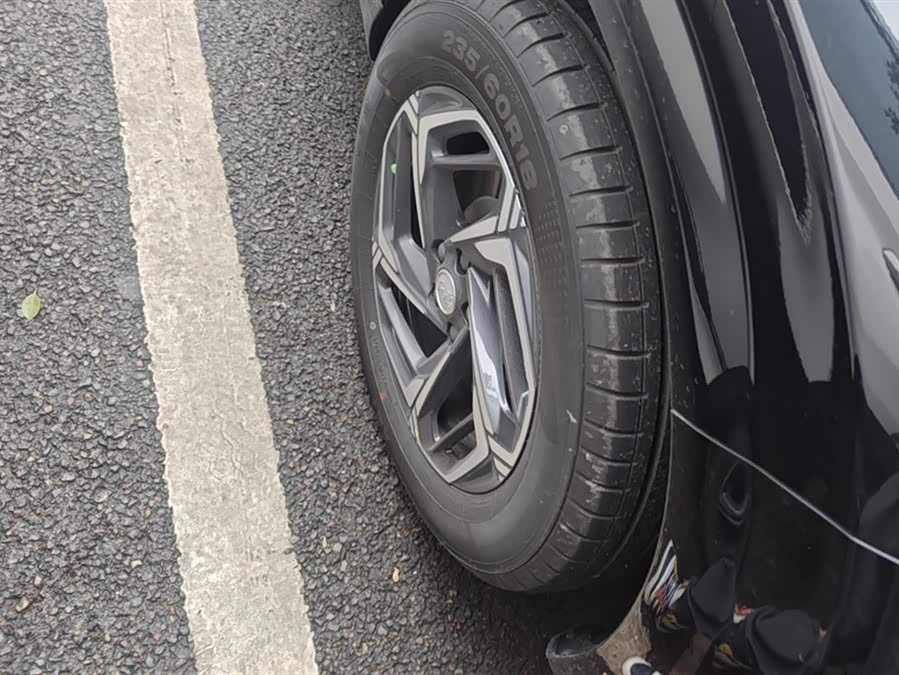 HongQi HS3 2025 car image #7