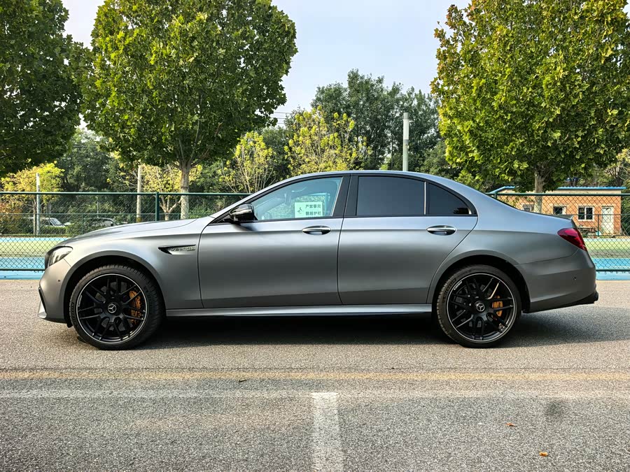 Mercedes-Benz E AMG 2020 صورة سيارة #7