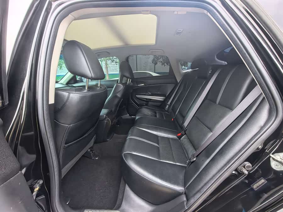 Honda CROSSTOUR 2016 car image #7