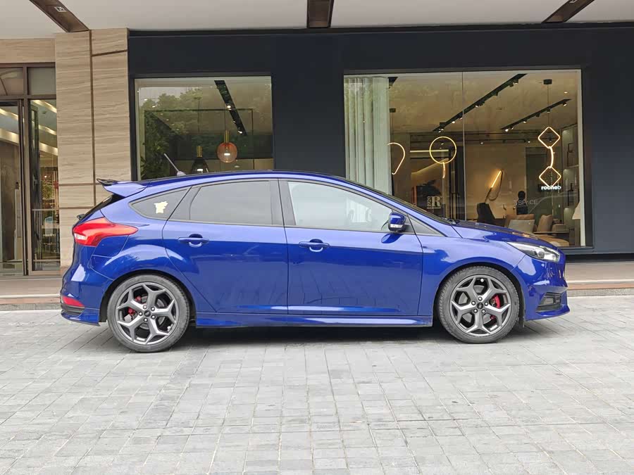 Ford Focus (Imported) 2017 imagem de carro #7