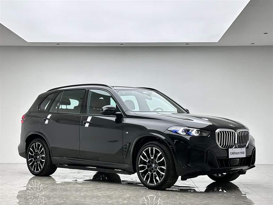 BMW X5 2023 car image #7