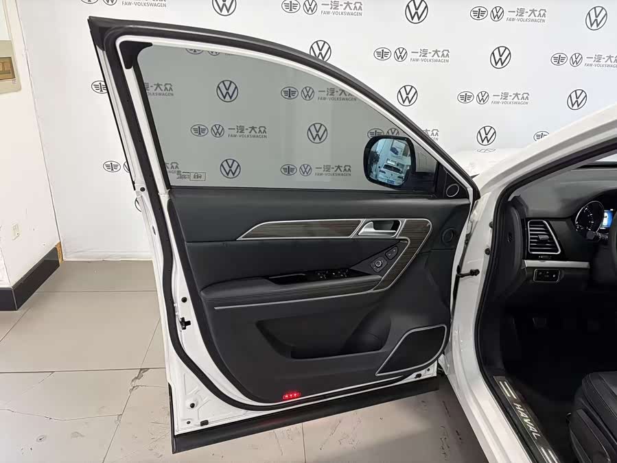 Haval H6 Coupe 2016 immagine di auto #7