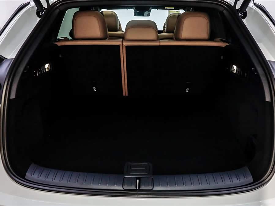 理想汽车 理想i6 2025 汽车图片 #7