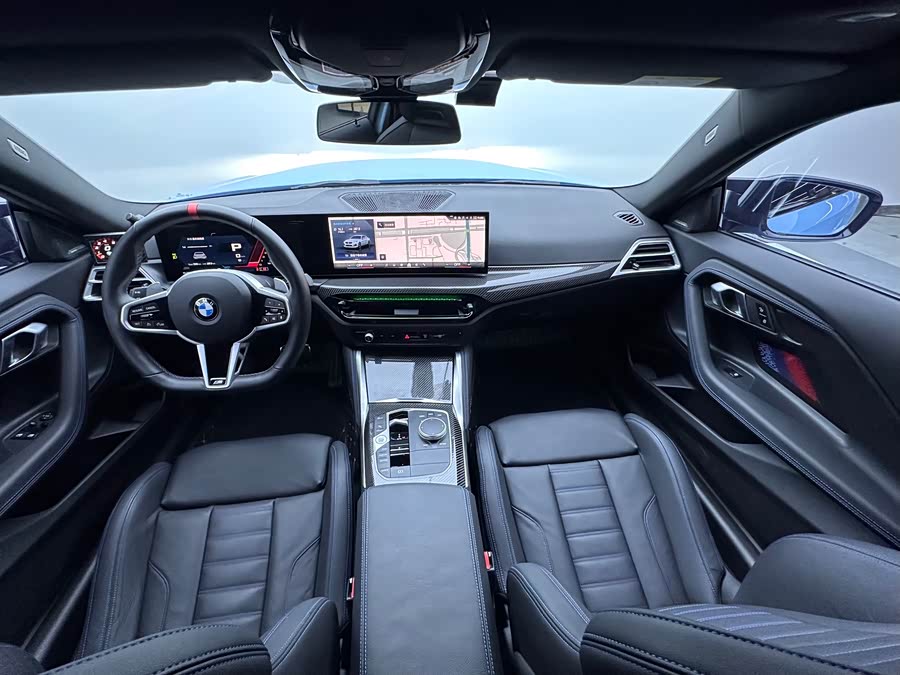 BMW M240i 2025 immagine di auto #7