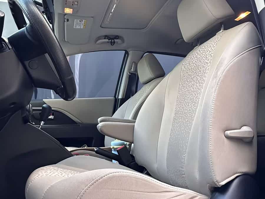 马自达 马自达5 2011 汽车图片 #7