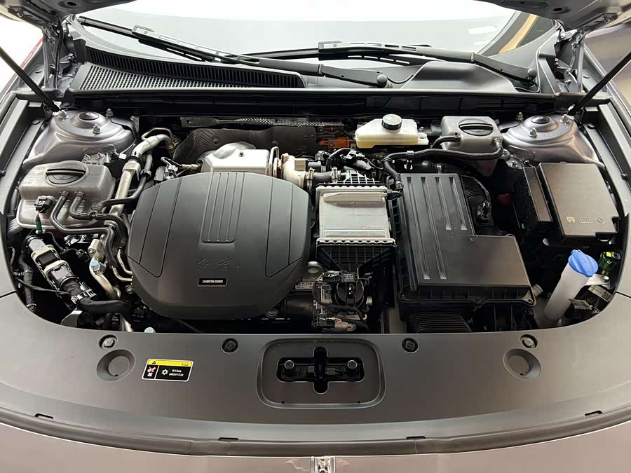 HongQi H5 PHEV 2025 #7 HongQi H5 PHEV 2025 car image #7