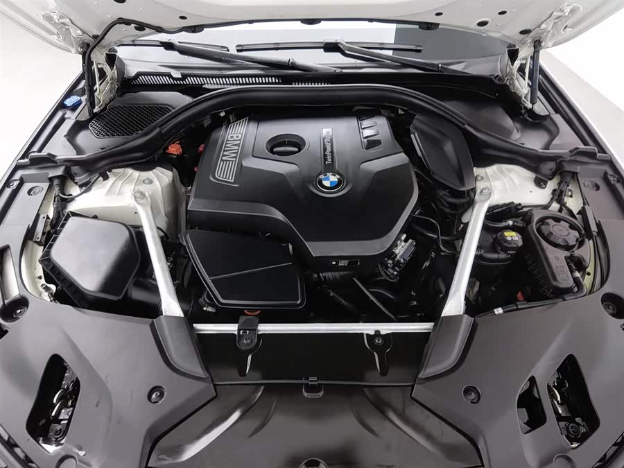 BMW 5 Series (Imported) 2018 car image #7