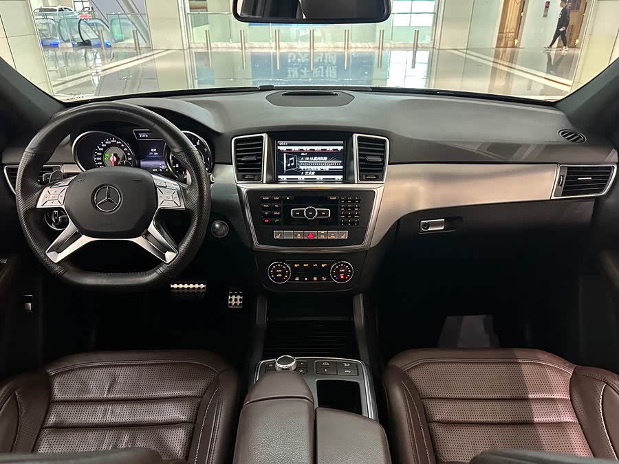 Mercedes-Benz M AMG 2015 image de voiture #7