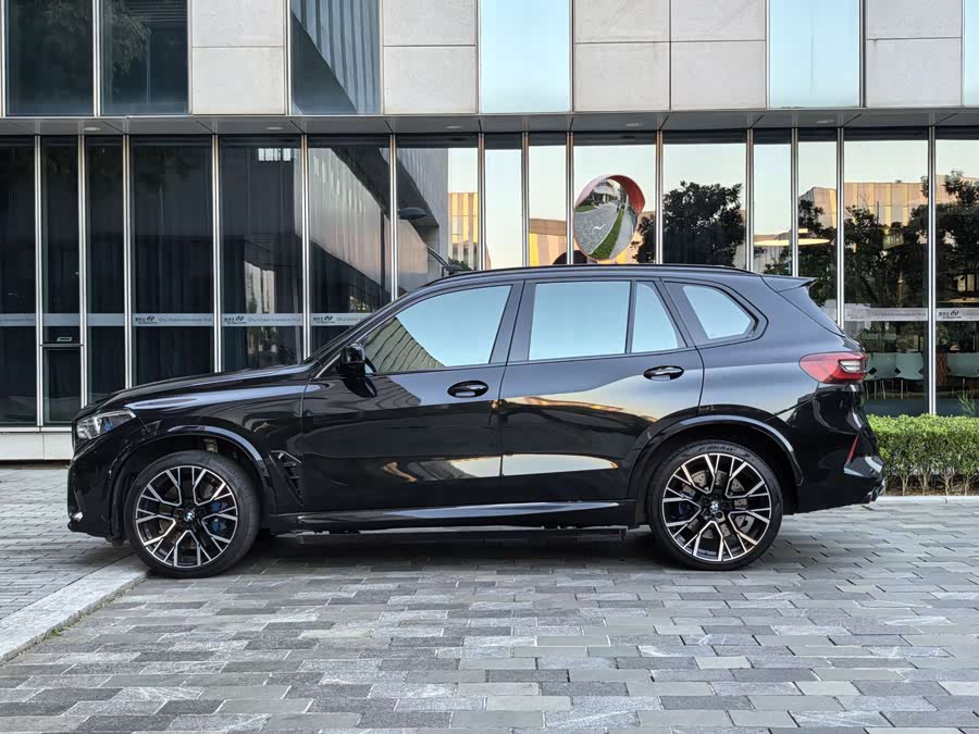 BMW X5 M 2022 car image #7