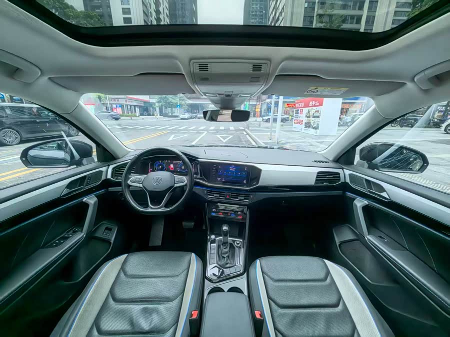 Volkswagen Tayron GTE 2020 car image #7