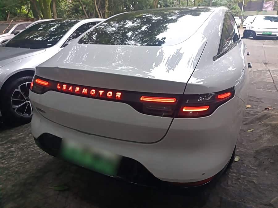 零跑汽车 零跑C01 2023 汽车图片 #7