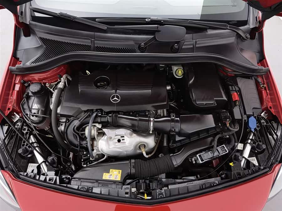 Mercedes-Benz B Class 2017 car image #7