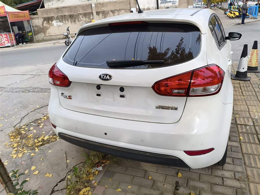 Kia Forte Koup 2014 car image #7