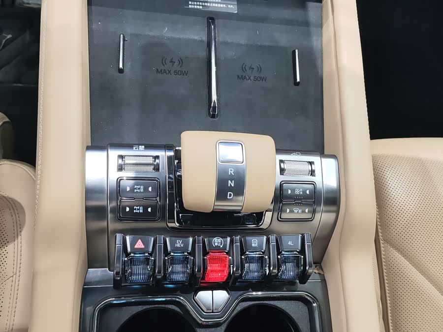 FangChengBao Leopard 8 2025 car image #7