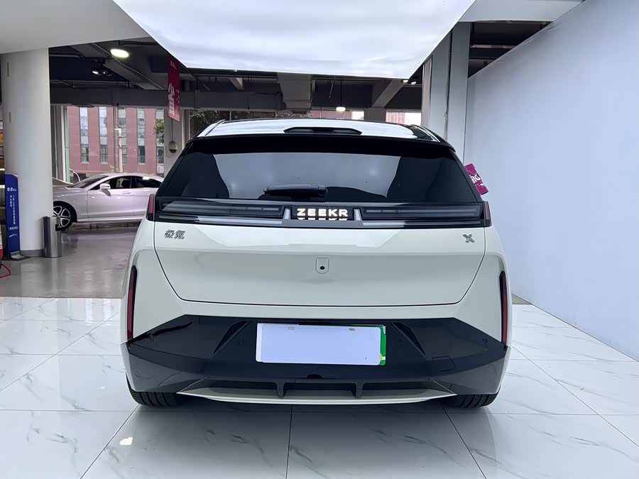 Zeekr X 2025 car image #7