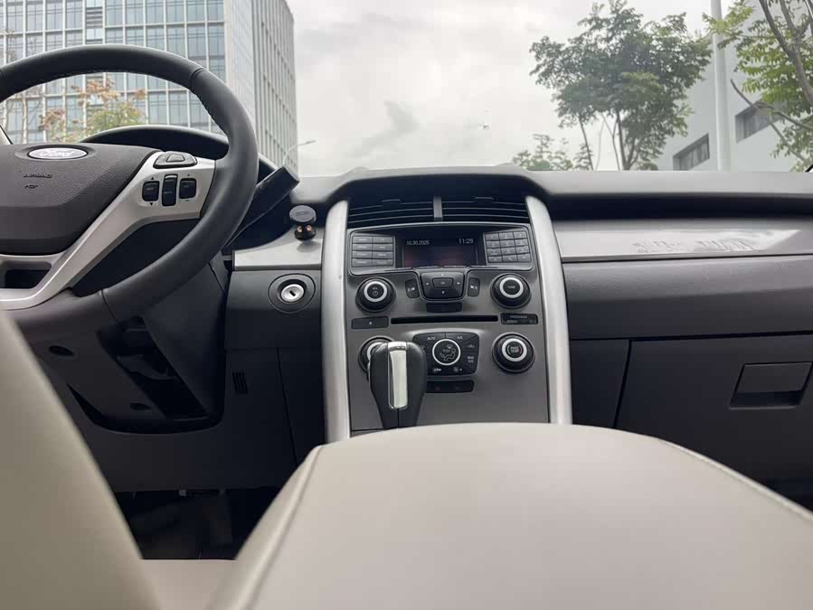 Ford Edge (Imported) 2011 immagine di auto #7