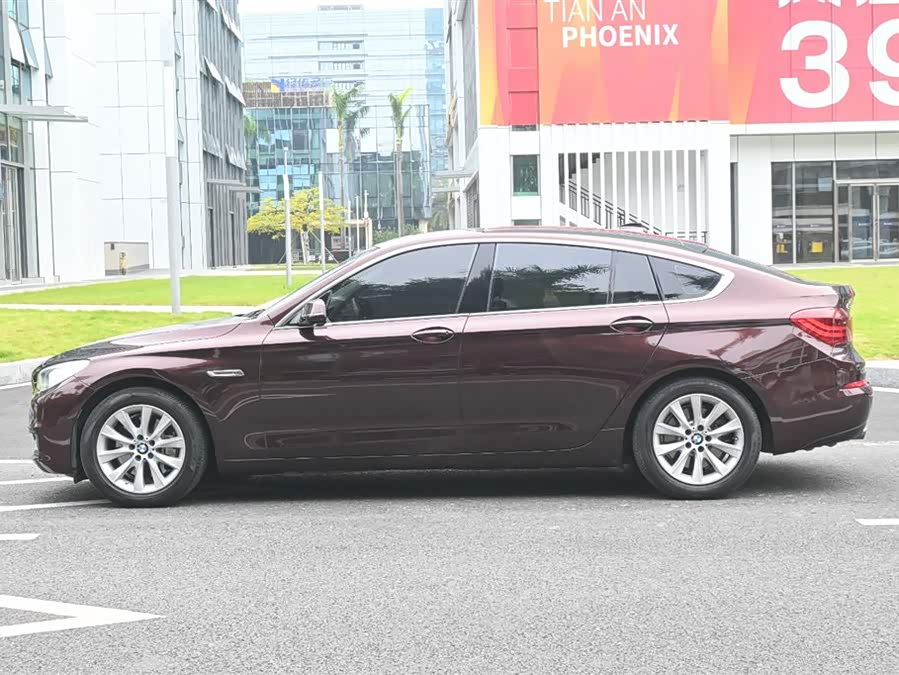 BMW 5 Series GT 2016 #7 BMW 5 Series GT 2016 صورة سيارة #7