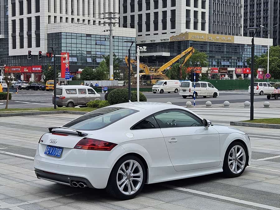 Audi TTS 2012 #7 Audi TTS 2012 car image #7