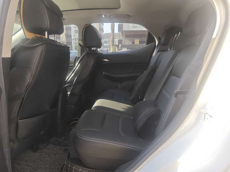 BYD Yuan New Energy 2020 #7 BYD Yuan New Energy 2020 car image #7