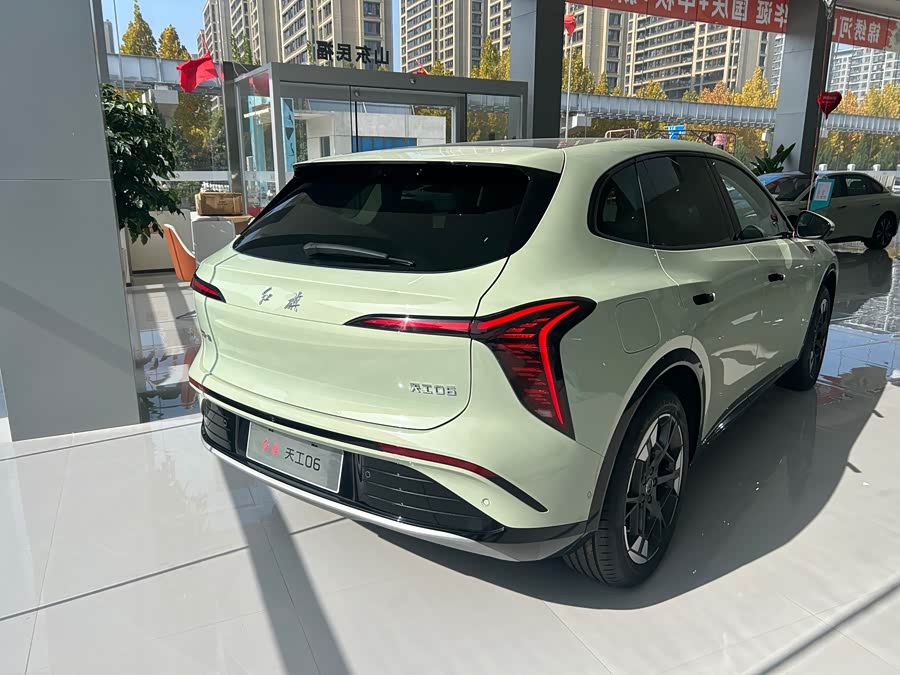 HongQi TianGong 06 2025 #7 HongQi TianGong 06 2025 car image #7