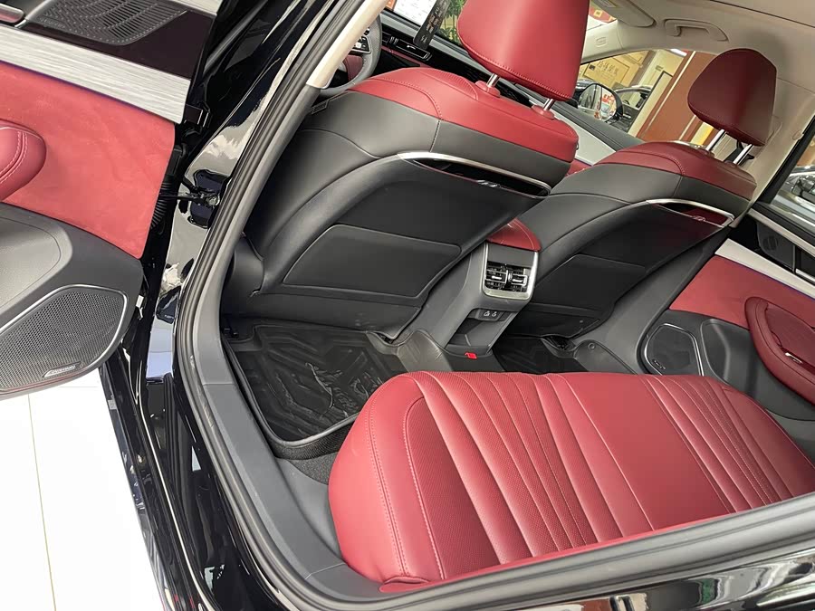 HongQi H5 PHEV 2025 car image #7