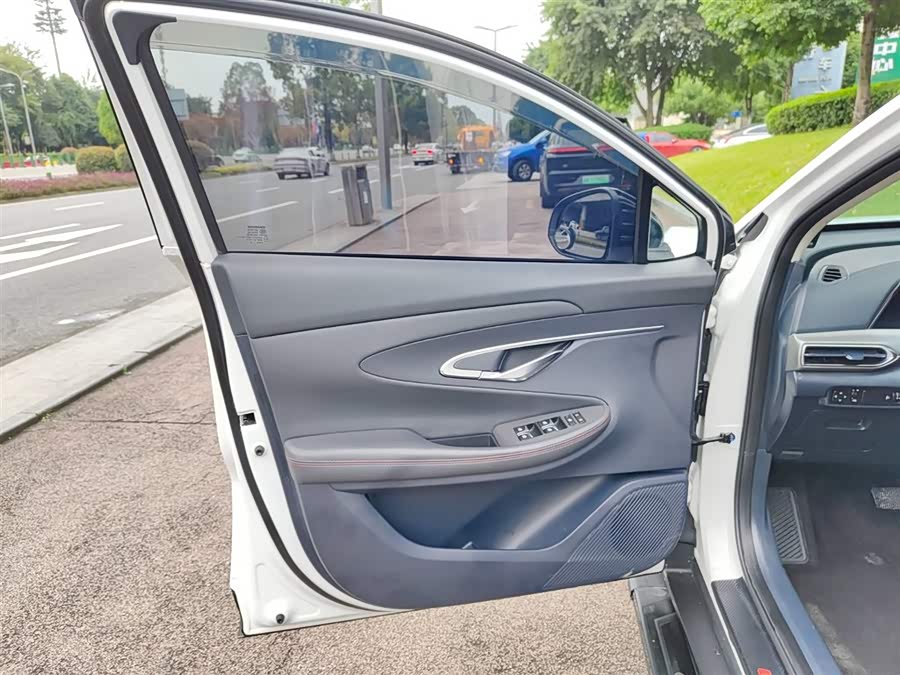 Changan UNI-T 2021 car image #7