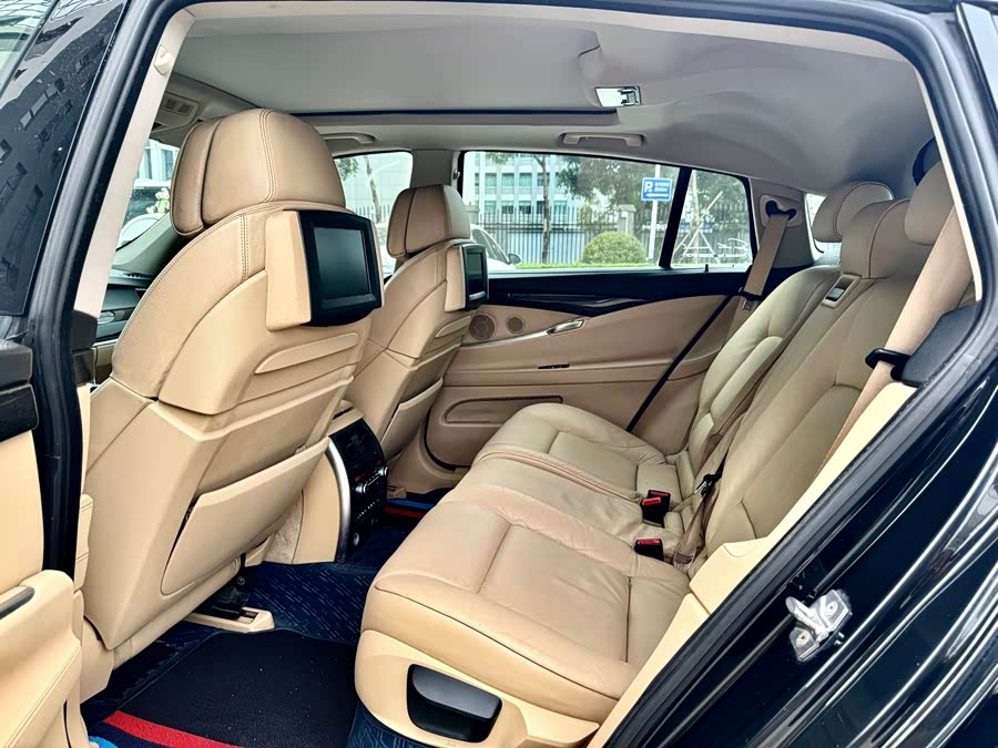 BMW 5 Series GT 2010 #7 BMW 5 Series GT 2010 immagine di auto #7