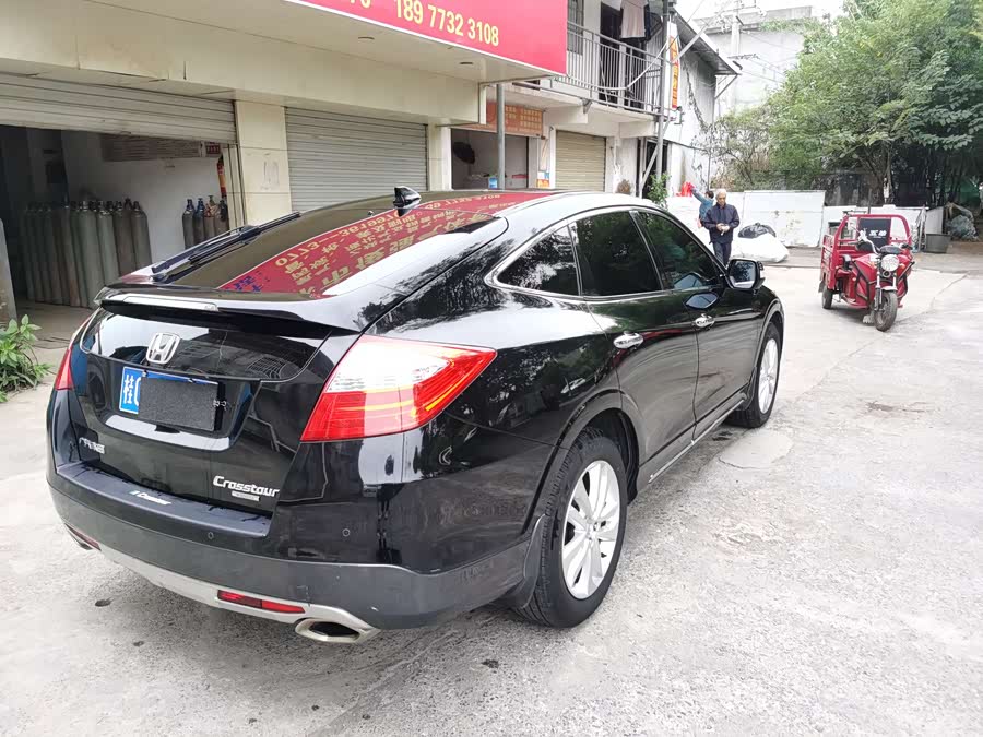 Honda CROSSTOUR 2015 #7 Honda CROSSTOUR 2015 изображение автомобиля #7