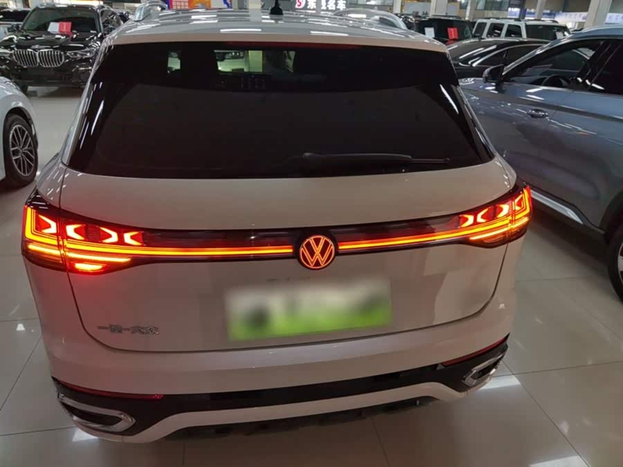 Volkswagen Tayron GTE 2023 #7 Volkswagen Tayron GTE 2023 car image #7