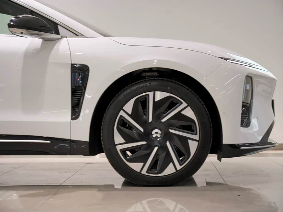 蔚来 蔚来ET9 2025 汽车图片 #7