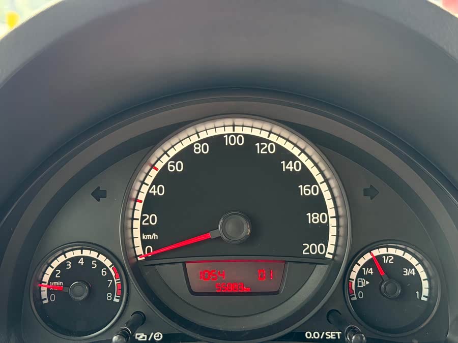 Volkswagen up! 2016 imagem de carro #7