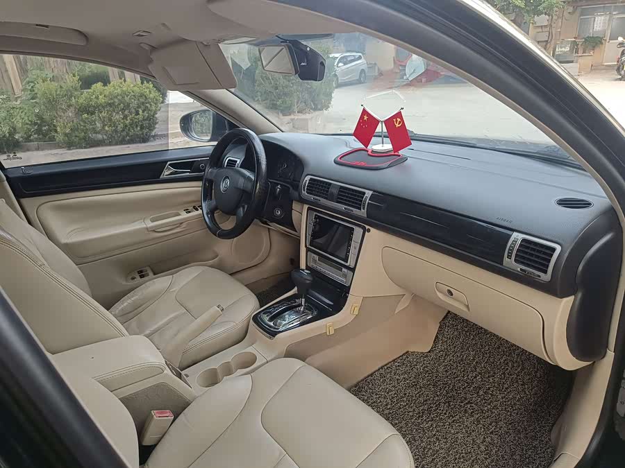 Volkswagen Passat Lingyu 2009 #7 Volkswagen Passat Lingyu 2009 car image #7