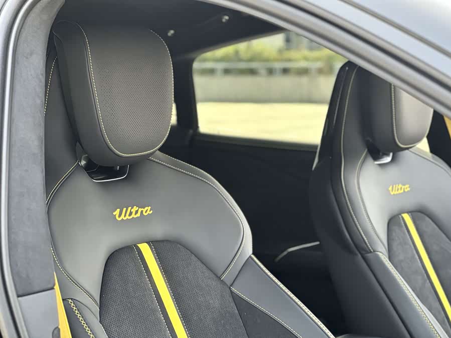 小米汽车 小米SU7 Ultra 2025 汽车图片 #7