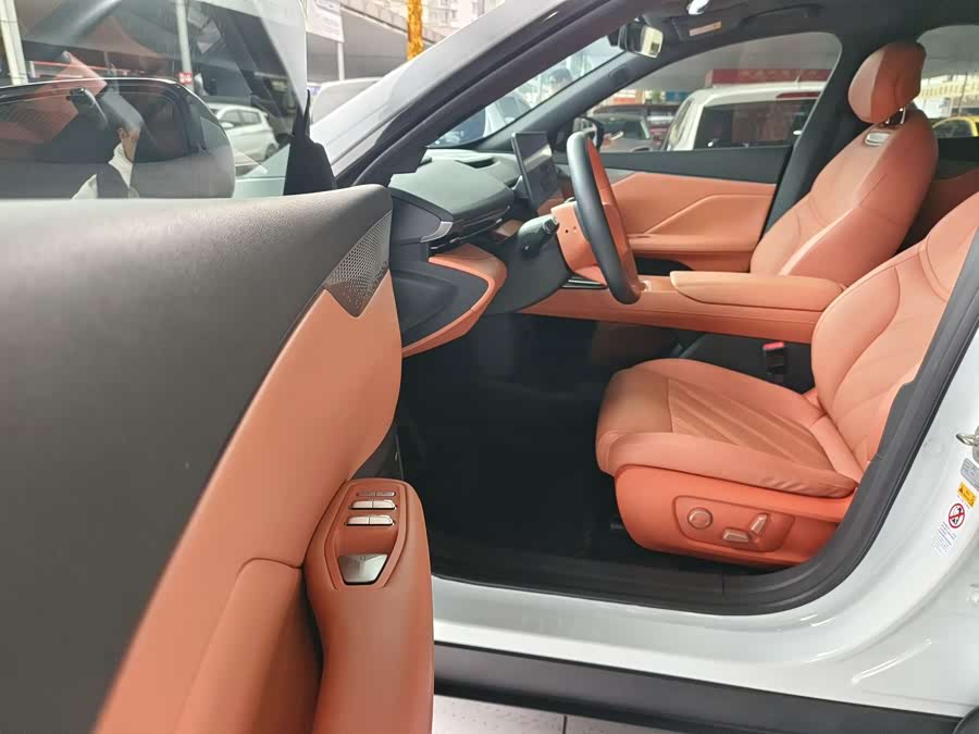 Deepal S05 2024 car image #7