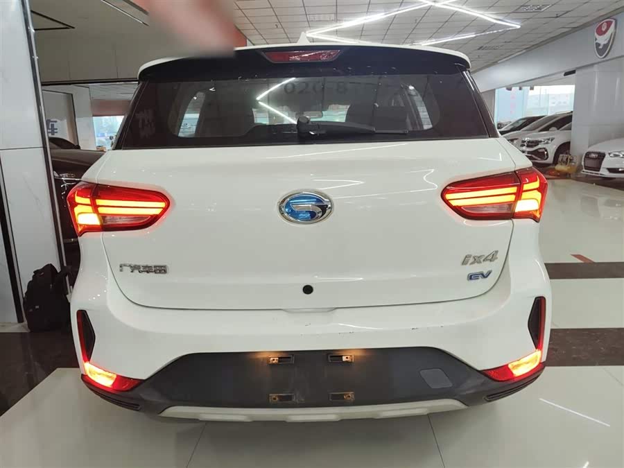 GAC ix4 2018 #7 GAC ix4 2018 car image #7
