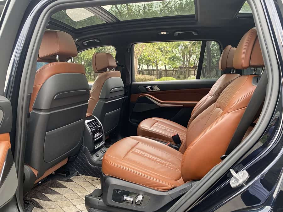 BMW X7 2021 #7 BMW X7 2021 car image #7