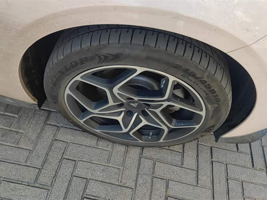 哪吒汽车 哪吒GT 2024 汽车图片 #7