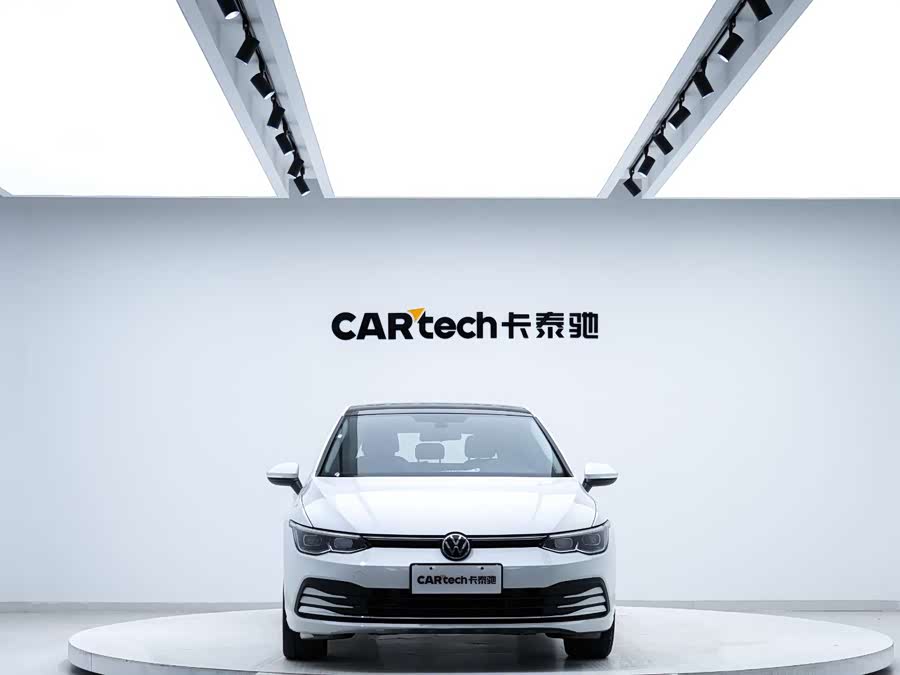 Volkswagen Golf 2023 car image #7