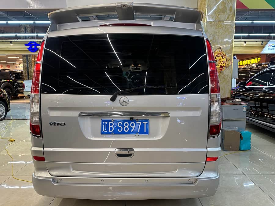 奔驰 唯雅诺 2011 汽车图片 #7