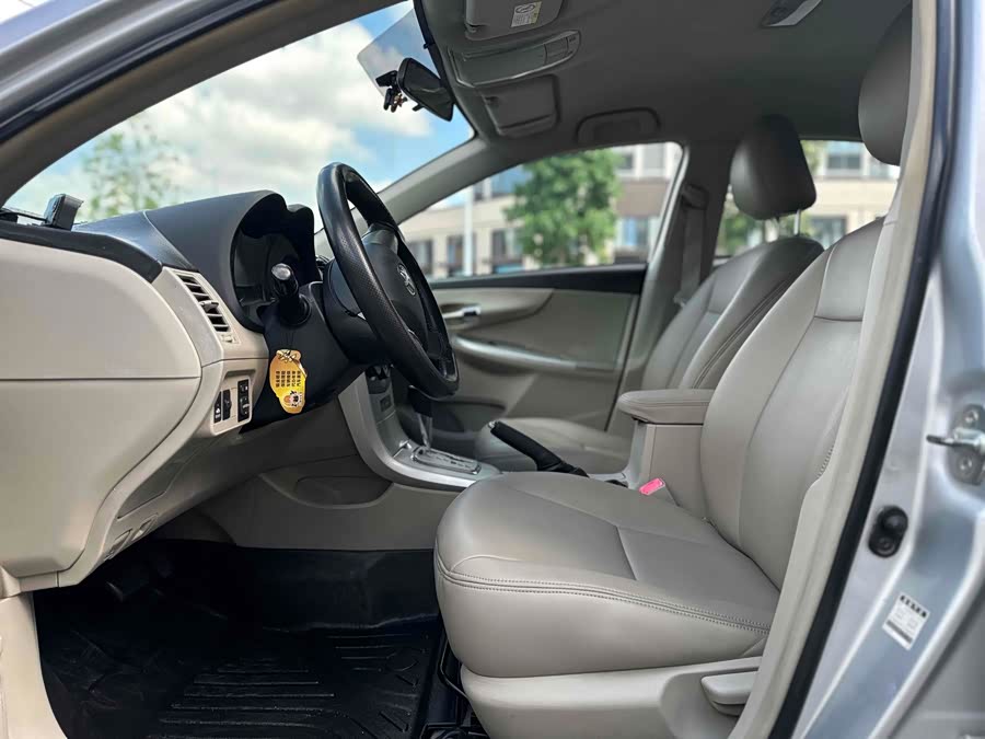 丰田 卡罗拉 2010 汽车图片 #7