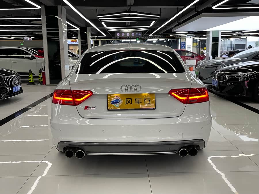 Audi S5 2014 car image #7
