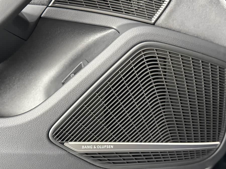 Audi S5 2023 car image #7