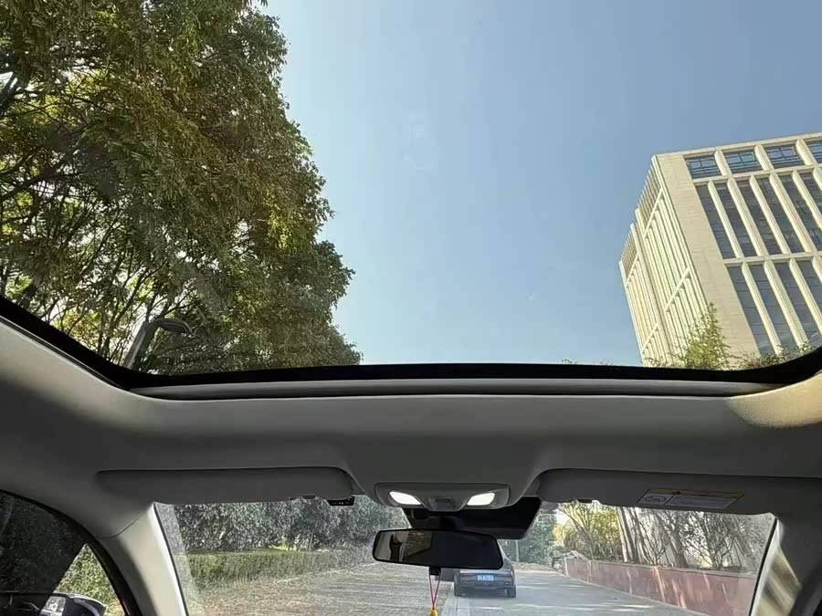 Changan UNI-V iDD 2023 #7 Changan UNI-V iDD 2023 car image #7