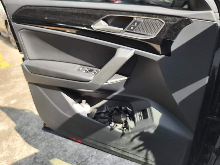 Volkswagen Tayron GTE 2020 car image #7